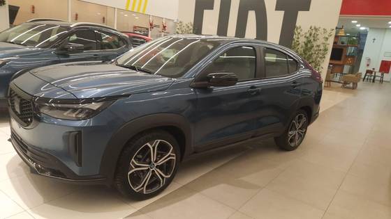 FIAT PULSE 1.0 TURBO 200 HYBRID IMPETUS CVT FIAT PULSE 1.0 TURBO 200 HYBRID IMPETUS CVT